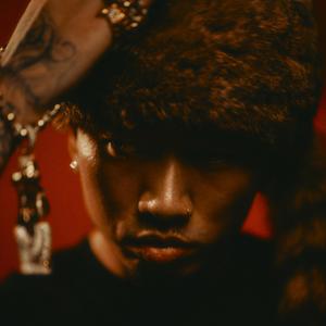 美女少妇被扣高潮视频
